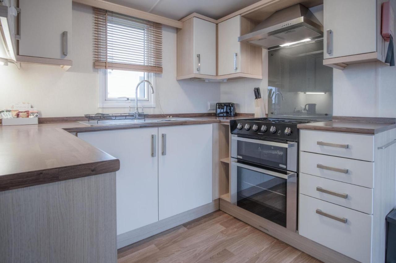 Ty Moselle 12 - 2 Bedroom Holiday Home - Амрот Екстериор снимка